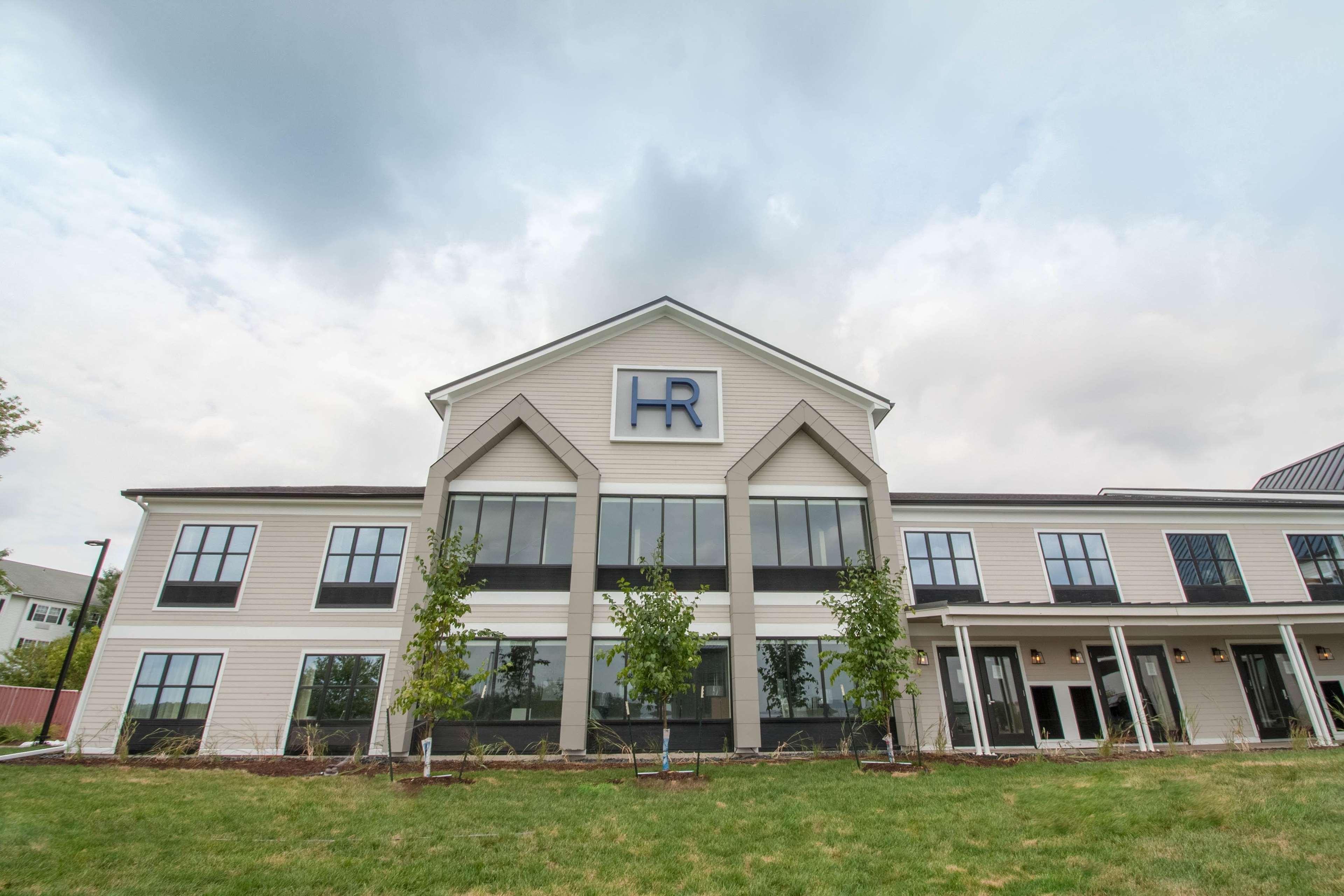 Hotel Renovo Des Moines Urbandale,Tapestry Collection Hilton Exterior photo